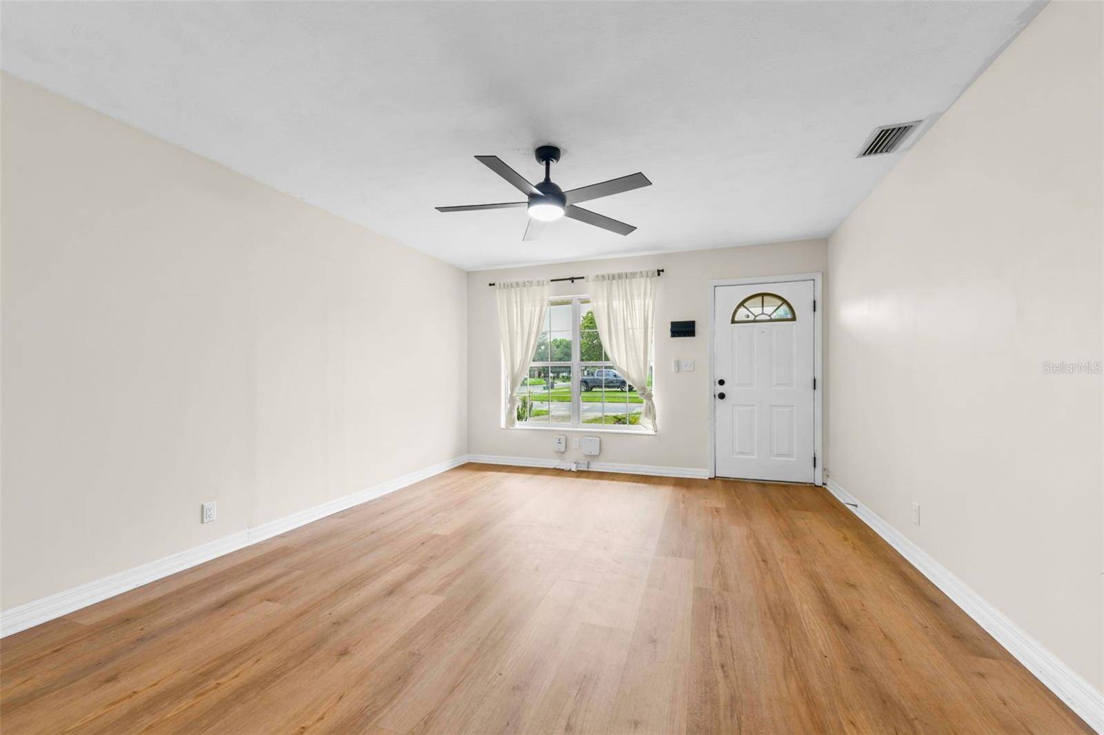 Casselberry, FL 32707,401 ELM DR