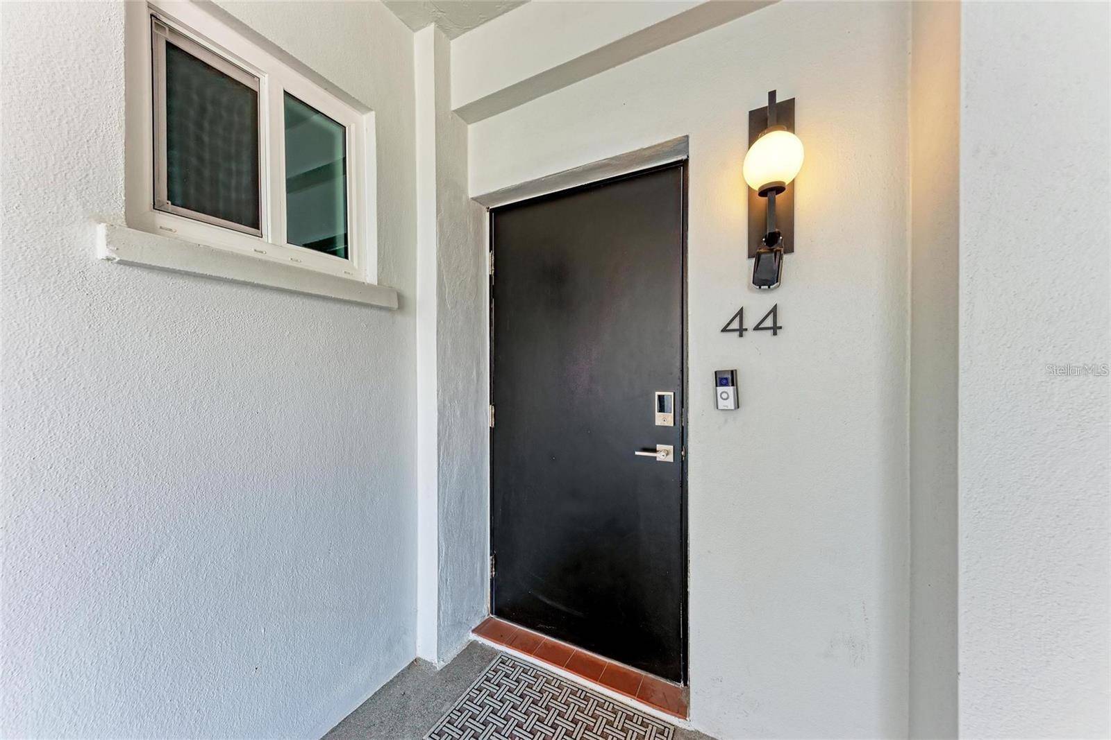 Sarasota, FL 34236,226 GOLDEN GATE PT #44