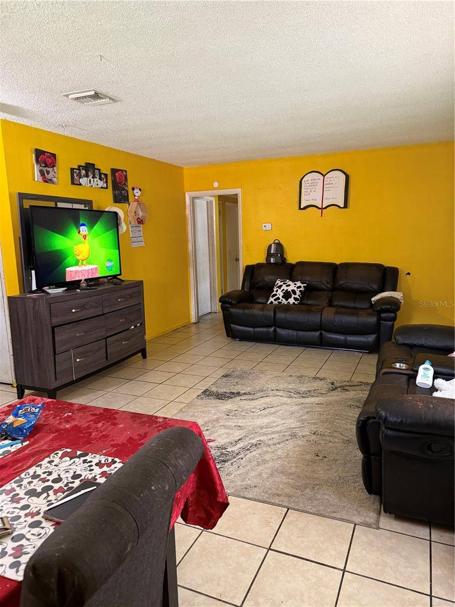 Apopka, FL 32712,180 W GROSSENBACHER DR