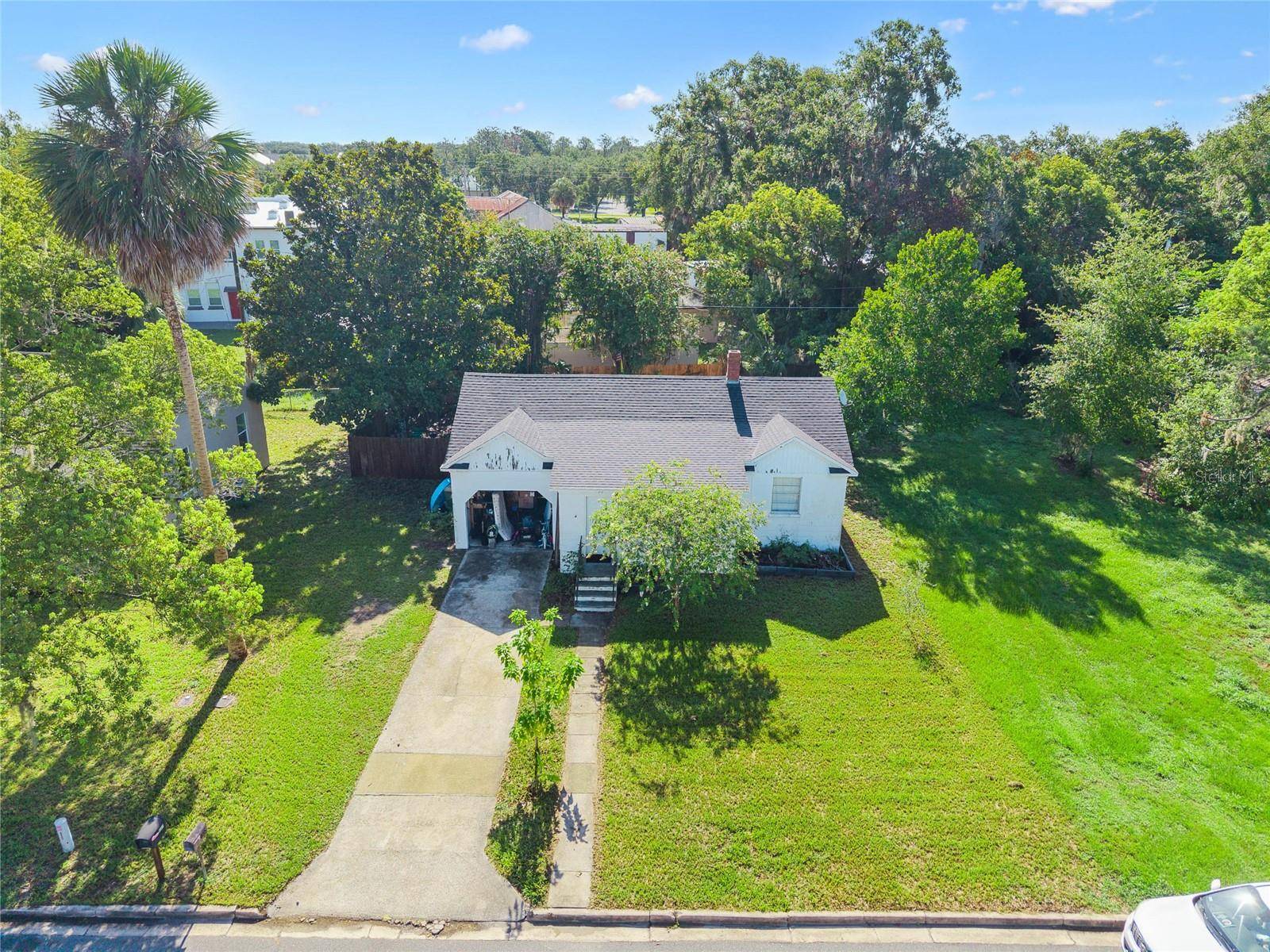 Umatilla, FL 32784,466 N KENTUCKY AVE