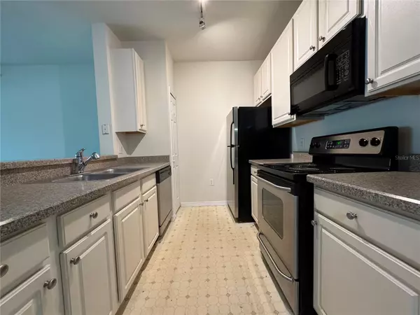 Orlando, FL 32811,5459 VINELAND RD #4304