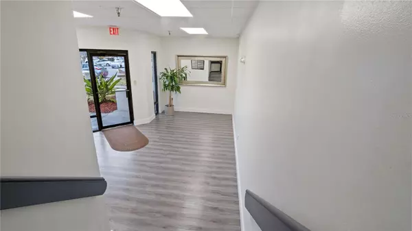 Orlando, FL 32822,5449 S SEMORAN BLVD #224