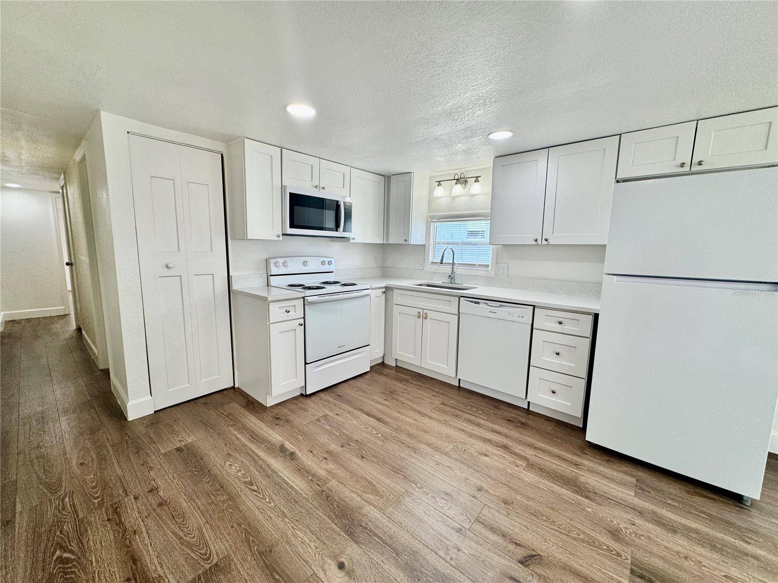 108 LAURETI, Lake Wales, FL 33898