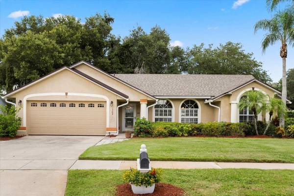 1702 SINGING PALM DR, Apopka, FL 32712