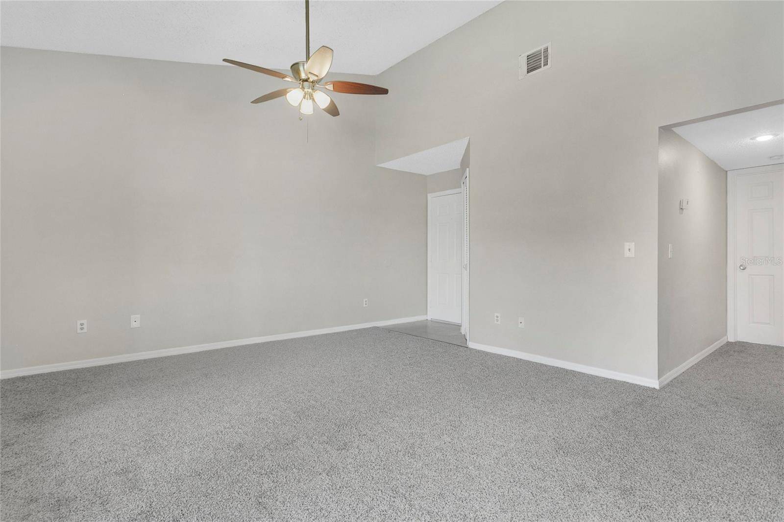 Orlando, FL 32811,4700 SUSSEX TER #201