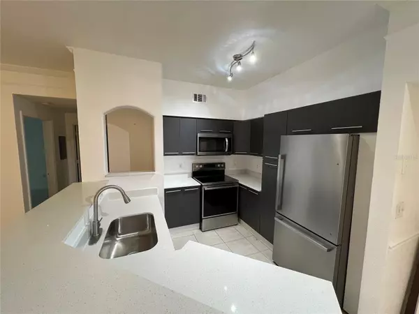 Orlando, FL 32835,6685 QUEENS BOROUGH AVE #101