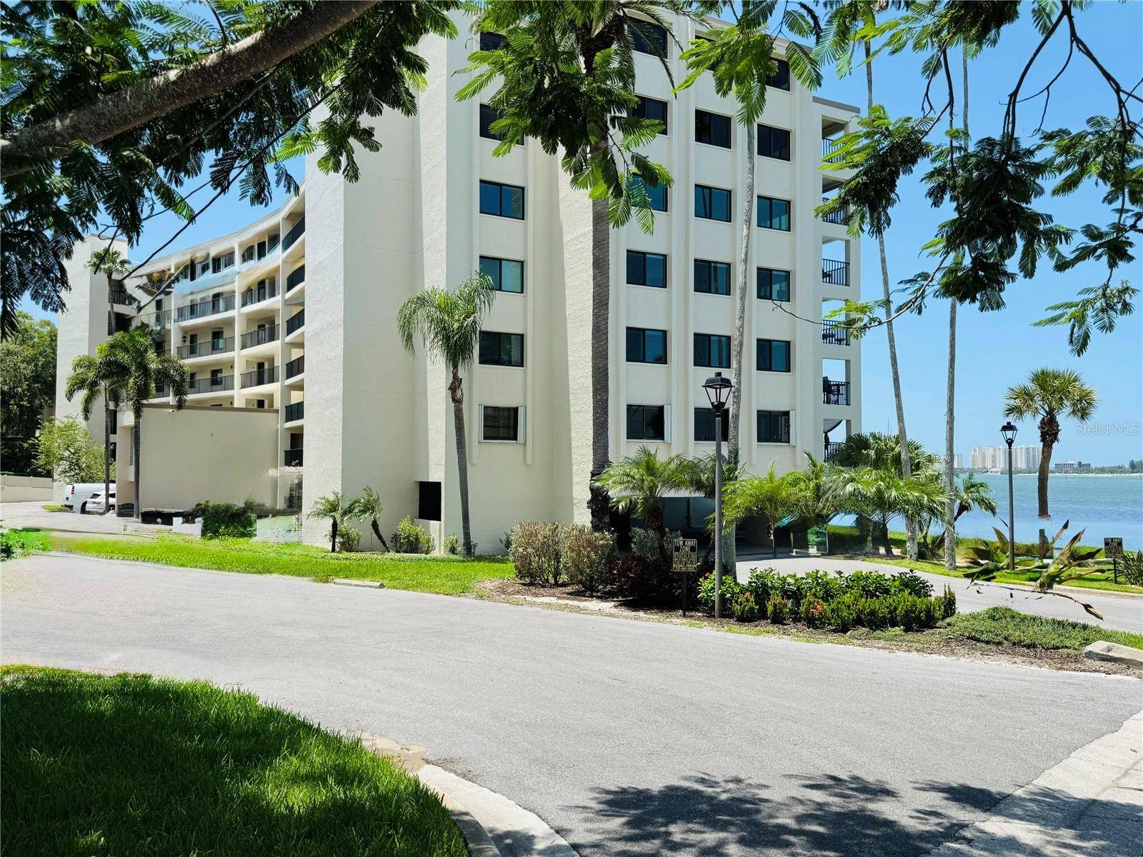 55 ROGERS ST #402, Clearwater, FL 33756