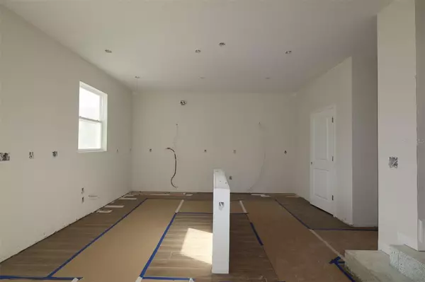 Sanford, FL 32771,805 RIVER STONE TRL