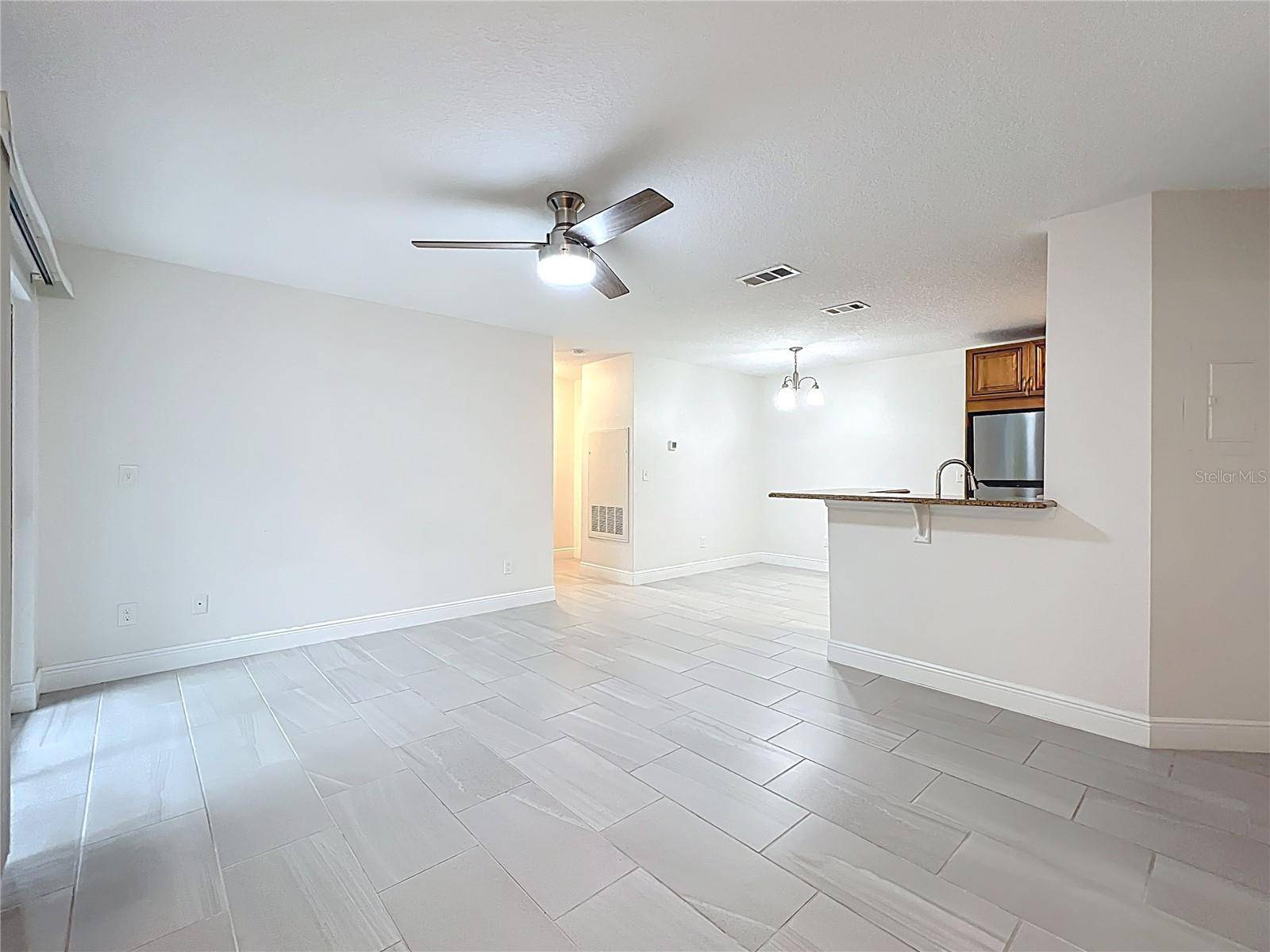 Lake Mary, FL 32746,2580 GRASSY POINT DR #106