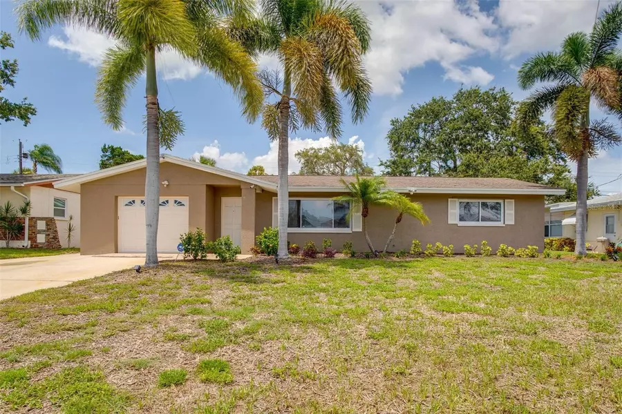 11533 69TH AVE, Seminole, FL 33772