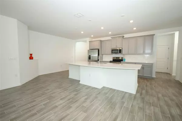 St Cloud, FL 34771,6326 LAKEPINE ST