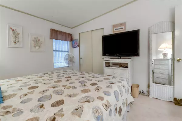 Naples, FL 34114,192 QUEEN PALM DR
