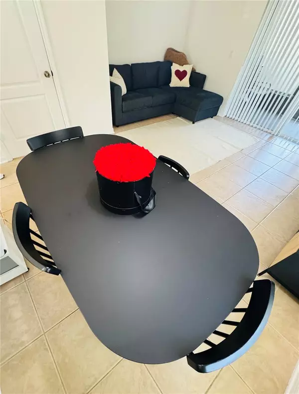 Orlando, FL 32829,3660 WILSHIRE WAY RD #260