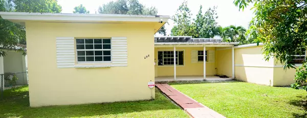 298 NW 104TH ST, Miami, FL 33150