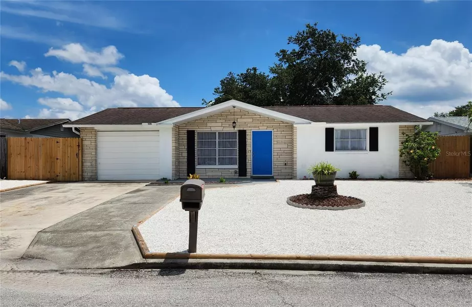 11120 WHITE OAK LN, Port Richey, FL 34668