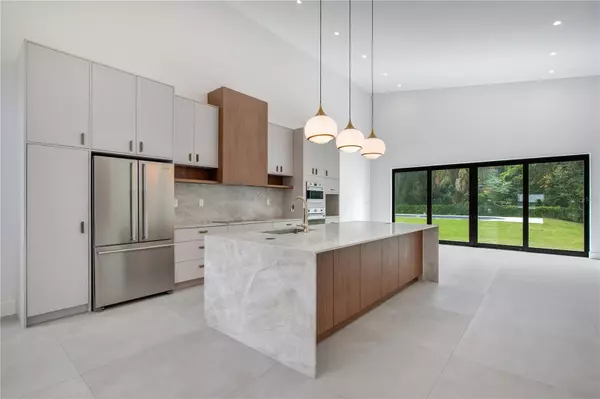 Winter Park, FL 32792,5236 LAKE HOWELL RD