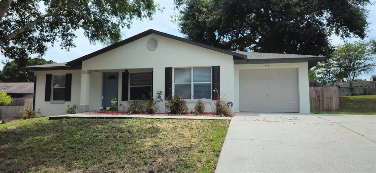 Tavares, FL 32778,610 WINDRIDGE PL
