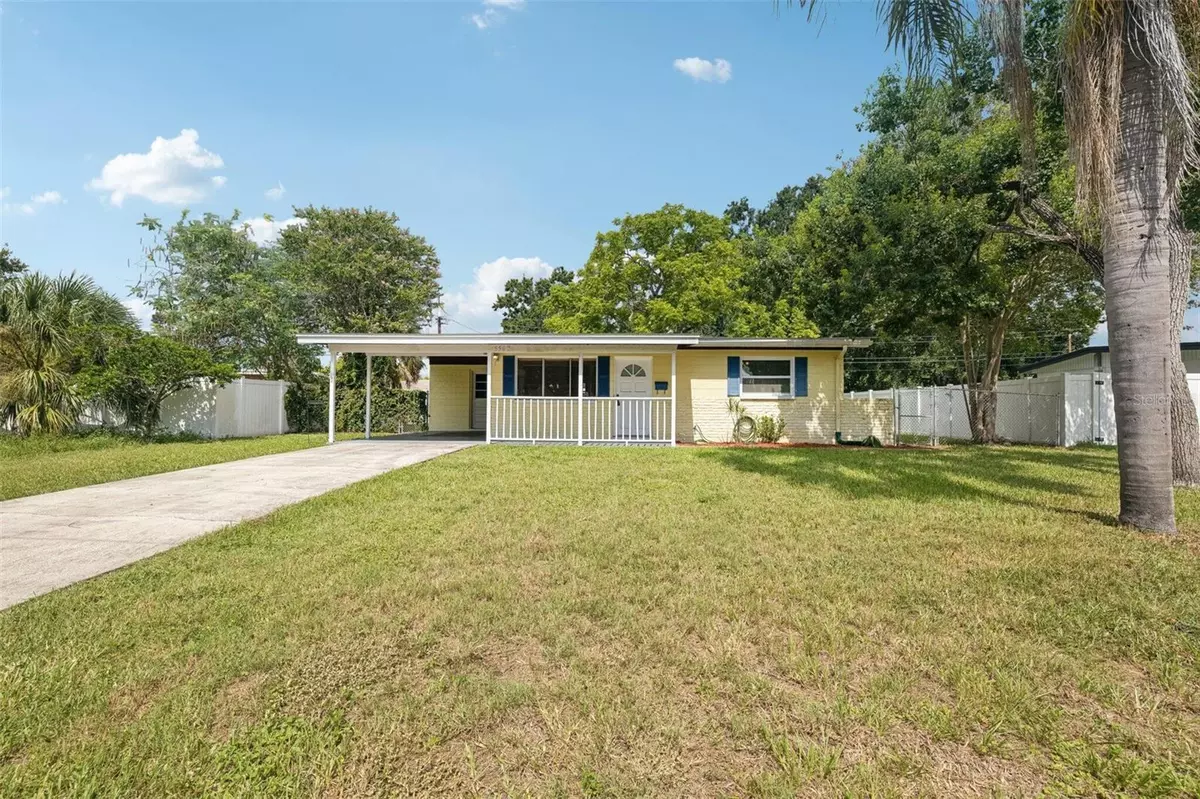 St Petersburg, FL 33703,5502 PINE CIR NE