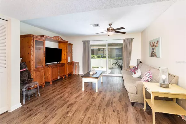 Leesburg, FL 34748,705 PERKINS ST #100