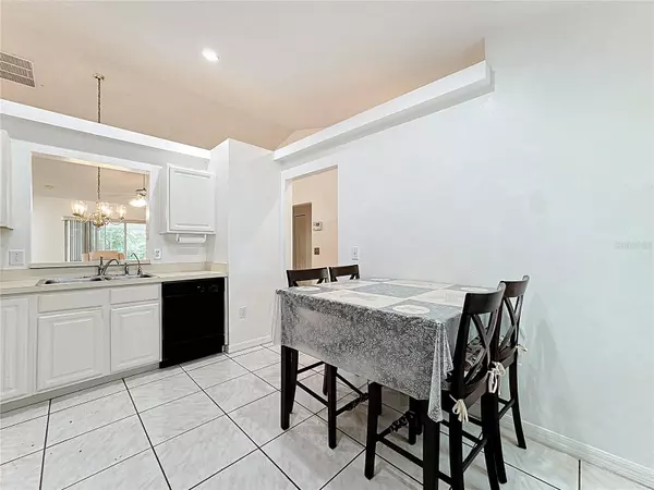 Orlando, FL 32825,10960 BROWN TROUT CIR