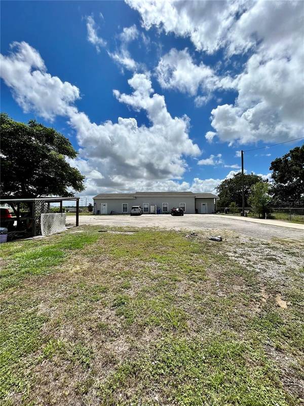 914 HOLLY HILL RD #B, Davenport, FL 33837