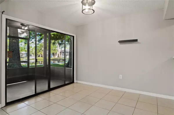 Orlando, FL 32819,5957 WINDHOVER DR #C03