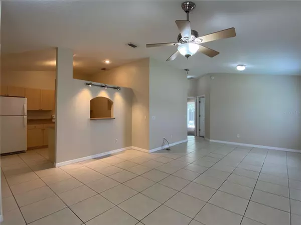 Deltona, FL 32725,1359 E EVANS CIR #B