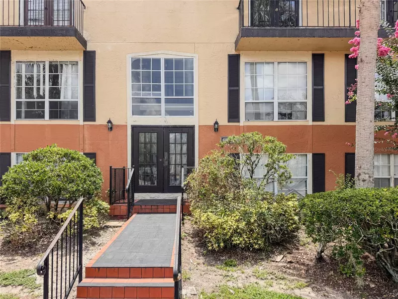 4096 DIJON DR #4096, Orlando, FL 32808