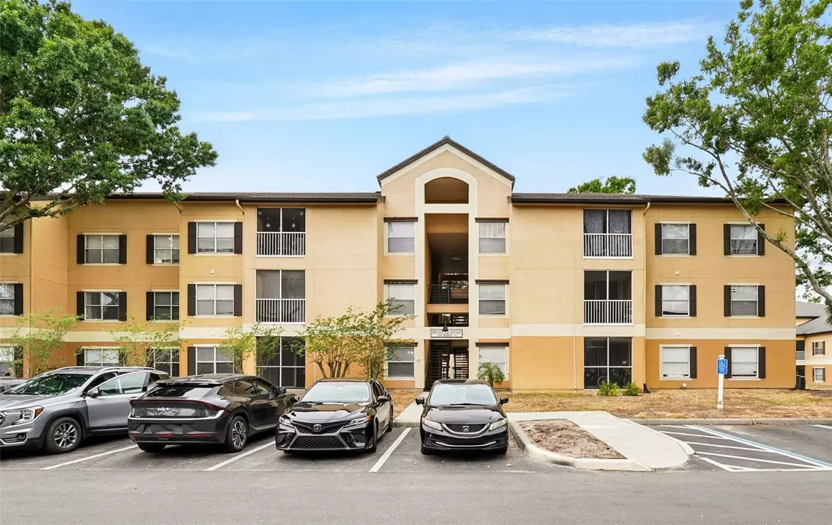 Orlando, FL 32819,7524 SEURAT ST #12105