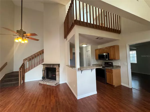 Lake Mary, FL 32746,964 HELMSLEY CT #202