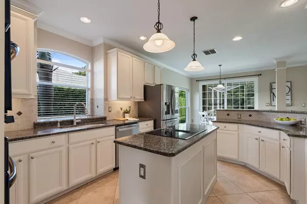 Lake Mary, FL 32746,860 EAGLE CLAW CT