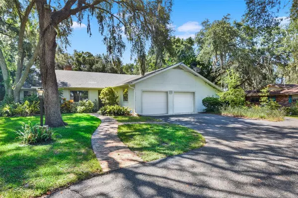 33214 COVENTRY DR, Leesburg, FL 34788