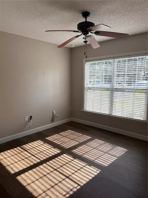 Orlando, FL 32812,2071 DIXIE BELLE DR #2071M