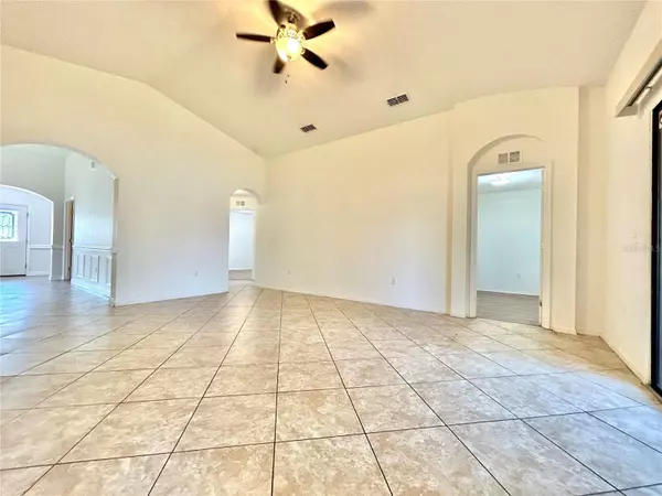 Lakeland, FL 33812,5753 WOODRUFF WAY
