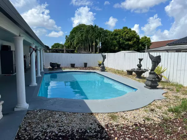 Miami, FL 33187,17803 SW 152ND PL