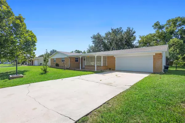 South Daytona, FL 32119,921 LEMON RD