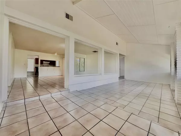 Kissimmee, FL 34759,708 GREEN CT
