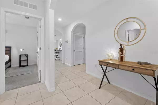 Apopka, FL 32712,5372 PALOMINO PL