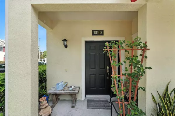 Orlando, FL 32825,10103 REGENT PARK DR #2501