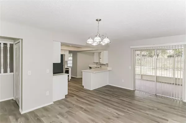 Lutz, FL 33549,17604 MEADOWBRIDGE DR