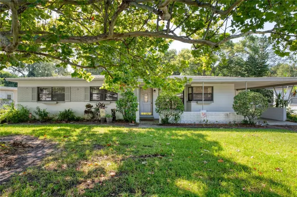 Winter Park, FL 32792,5128 LAKE HOWELL RD