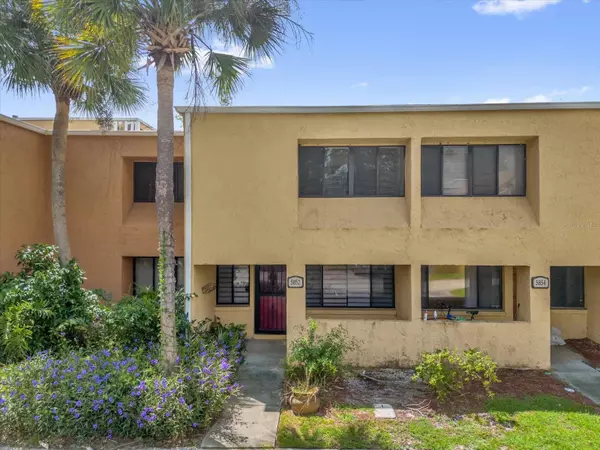 Orlando, FL 32819,5852 WINDHOVER DR #585