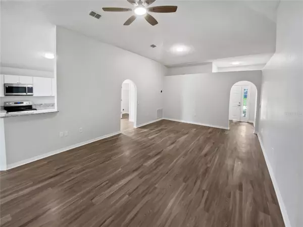 Chuluota, FL 32766,310 VELVETEEN PL