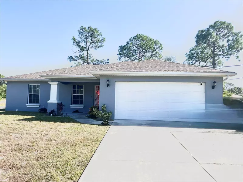 904 AGNES AVE, Lehigh Acres, FL 33971