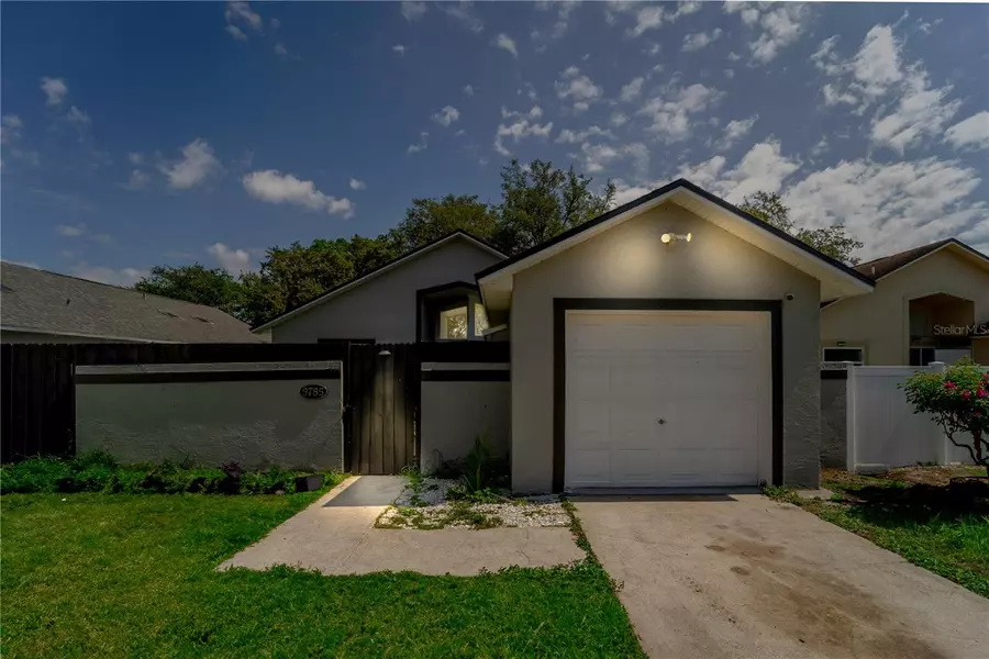 9785 PINEY POINT CIR, Orlando, FL 32825