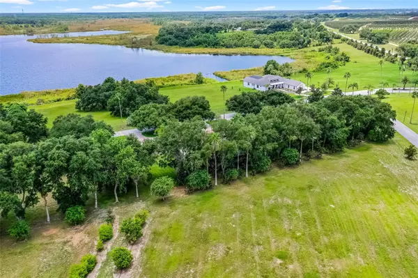 Groveland, FL 34736,16623 ROYAL PALM DR
