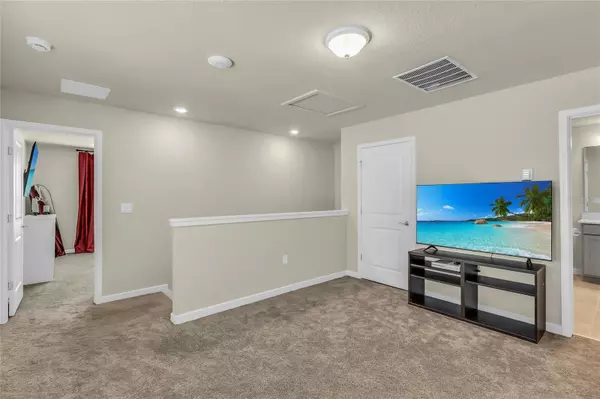 Apopka, FL 32712,4087 ROAMING BROOK DR