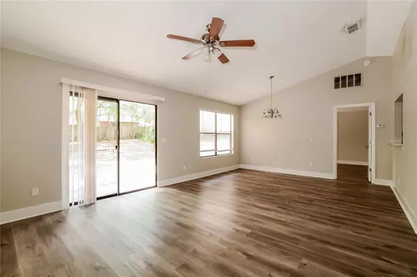 Orlando, FL 32808,5106 CLARION HAMMOCK DR