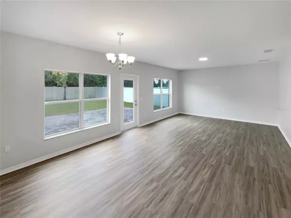 Kissimmee, FL 34746,4121 SHELTER BAY DR