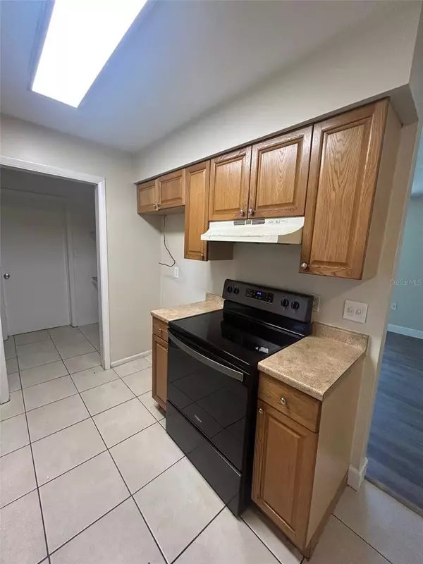 Sanford, FL 32773,711 WYNN DR